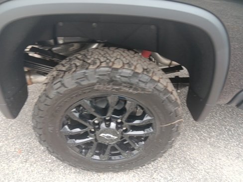 New 2025 Chevrolet Silverado 2500 LTZ w/ LTZ Plus Package image 17