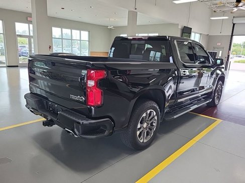 Used 2024 Chevrolet Silverado 1500 High Country image 4