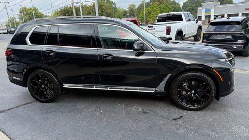 Used 2025 BMW X7 xDrive40i image 6
