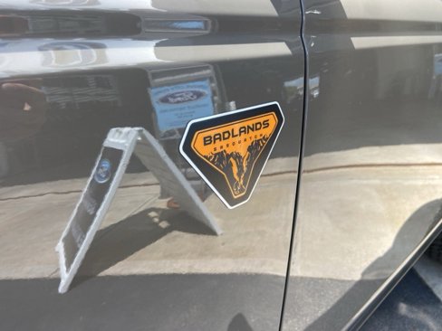 New 2025 Ford Bronco Badlands image 7