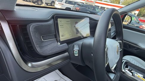 Used 2025 Rivian R1S Adventure image 46