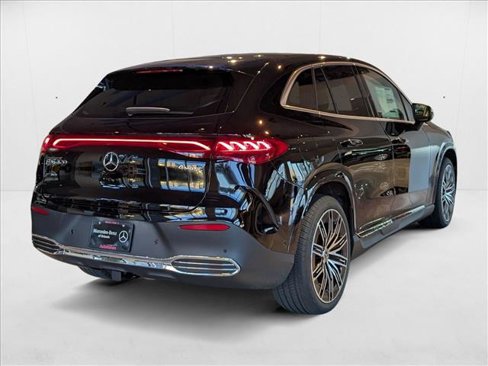 New 2026 Mercedes-Benz EQE 320 4MATIC SUV image 2