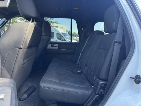 Used 2017 Ford Expedition XLT image 7