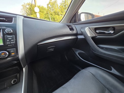 Used 2013 Nissan Altima 2.5 SL w/ Technology Pkg image 28