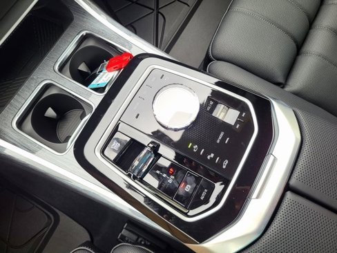 New 2025 BMW 760i xDrive image 23