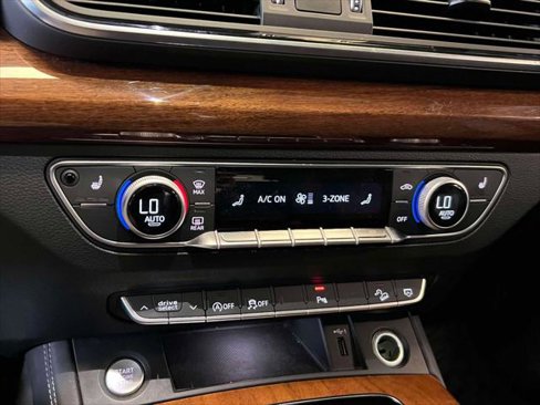 Used 2022 Audi Q5 2.0T Premium Plus image 30