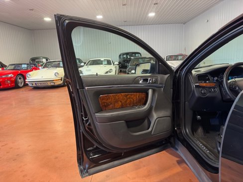 Used 2015 Lincoln MKS AWD w/ Equipment Group 201A image 15