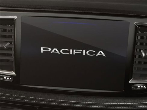 New 2026 Chrysler Pacifica Limited image 23