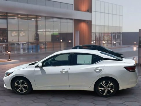 Used 2022 Nissan Sentra SV image 8