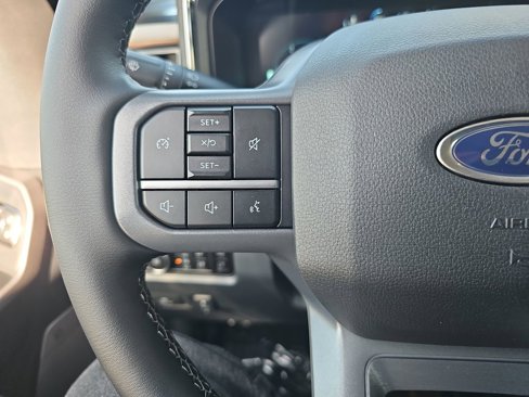 New 2026 Ford F250 4x4 Crew Cab Super Duty image 16