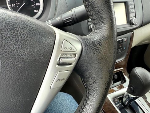 Used 2015 Nissan Sentra SL w/ SL Premium Package image 16