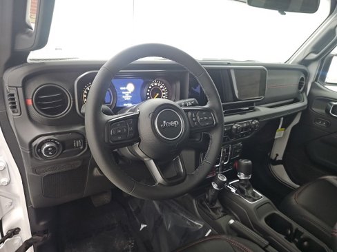 New 2025 Jeep Gladiator Rubicon w/ Safety Group image 21