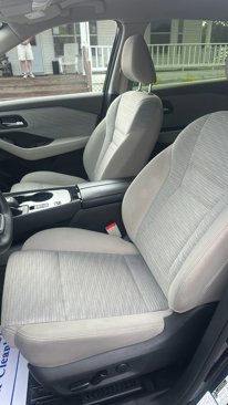 Used 2023 Nissan Rogue SV image 11