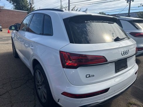 Certified 2025 Audi Q5 2.0T Premium image 10