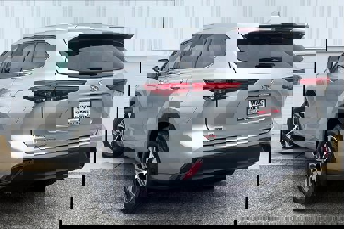Used 2022 Toyota Highlander XLE image 15