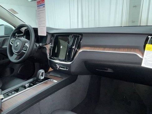New 2026 Volvo V60 B5 Cross Country Plus w/ Climate Package image 11