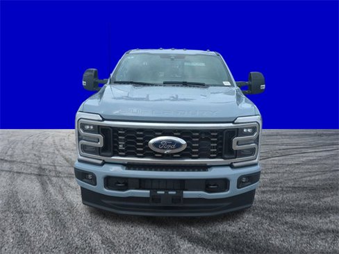 New 2026 Ford F350 4x4 Crew Cab DRW Super Duty image 9