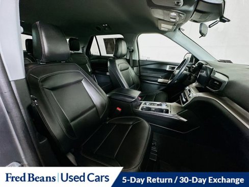 Certified 2023 Ford Explorer XLT w/ Equipment Group 202A image 37