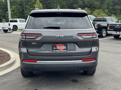 Used 2024 Jeep Grand Cherokee L Limited w/ Luxury Tech Group II image 9
