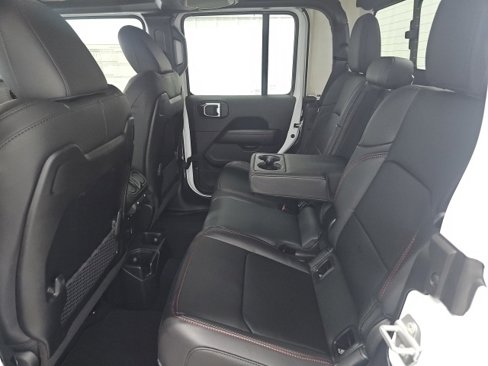 New 2025 Jeep Gladiator Rubicon w/ Safety Group image 19