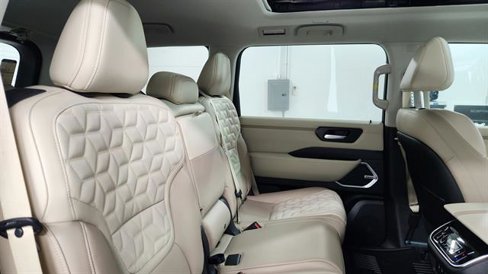 New 2026 Nissan Armada Platinum image 33