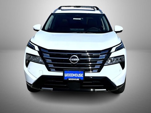New 2026 Nissan Rogue Platinum image 2