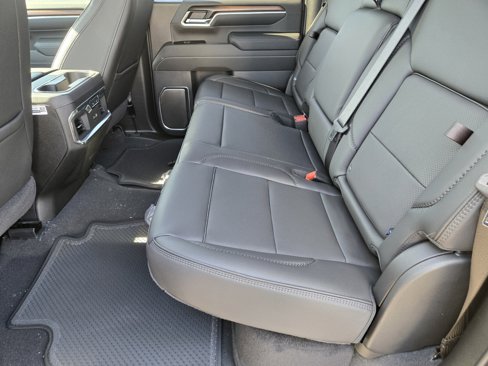 New 2025 GMC Sierra 2500 Denali w/ Denali Reserve Package image 8