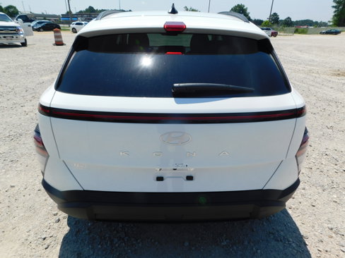 New 2025 Hyundai Kona SEL image 6