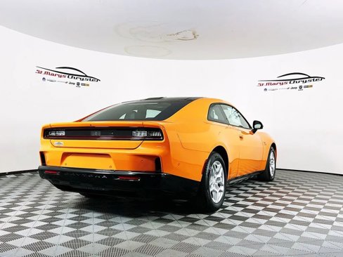 New 2025 Dodge Charger R/T w/ Sun & Sound Package image 8
