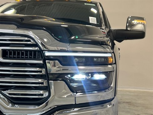 New 2025 RAM 2500 Laramie image 10