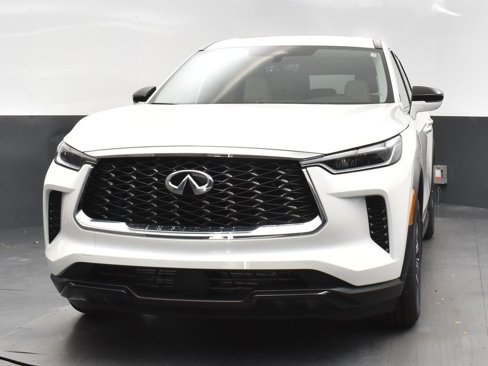 Certified 2025 INFINITI QX60 Pure image 10