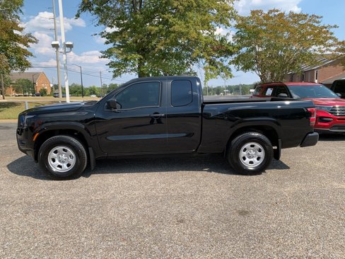 Used 2025 Nissan Frontier S image 5