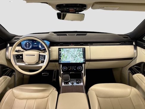 Used 2023 Land Rover Range Rover SE image 9
