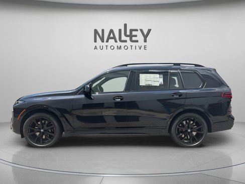 New 2026 BMW X7 M60i image 2