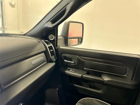 New 2025 RAM 2500 Laramie image 31