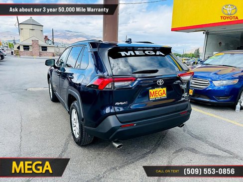 Used 2021 Toyota RAV4 XLE image 17