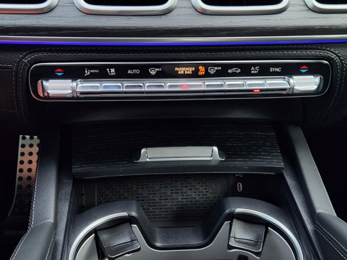 New 2026 Mercedes-Benz GLE 53 AMG 4MATIC Coupe image 17