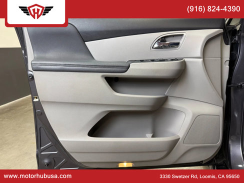 Used 2015 Honda Odyssey EX-L image 38