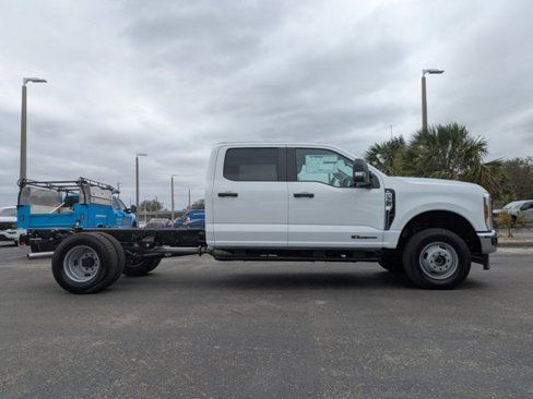 New 2025 Ford F350 XL w/ XL Chrome Package image 4