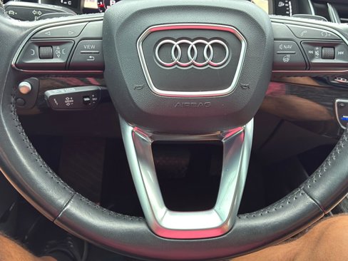 Used 2019 Audi Q7 3.0T Prestige w/ Prestige Package image 11