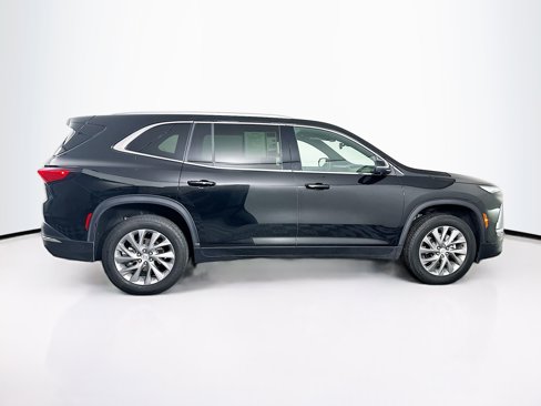 Used 2025 Buick Enclave Preferred image 10