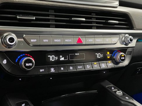 Used 2021 Kia Telluride SX w/ Nightfall Edition Package image 19