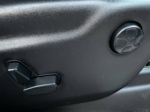 Used 2017 Jeep Grand Cherokee Limited image 42