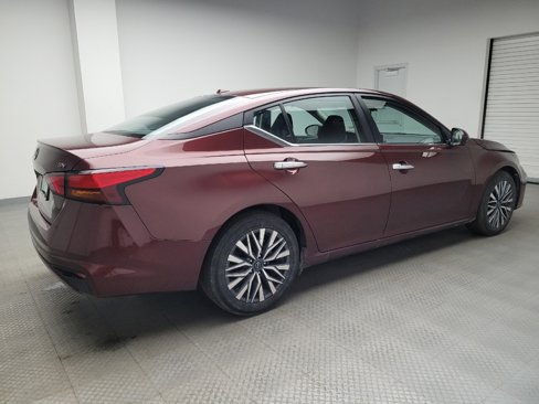 Used 2023 Nissan Altima 2.5 SV image 10