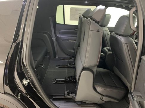 New 2026 Chevrolet Traverse Z71 w/ Driver Confidence Package image 71