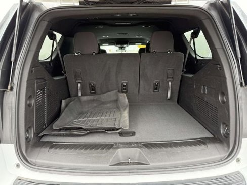 Certified 2023 Chevrolet Suburban LS image 7