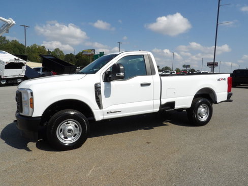 Used 2025 Ford F250 XLT w/ F-250 >10K GVWR Package image 3