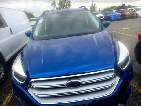 Used 2018 Ford Escape SE image 3