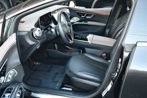 Used 2023 Mercedes-Benz EQS 450+ Sedan image 42