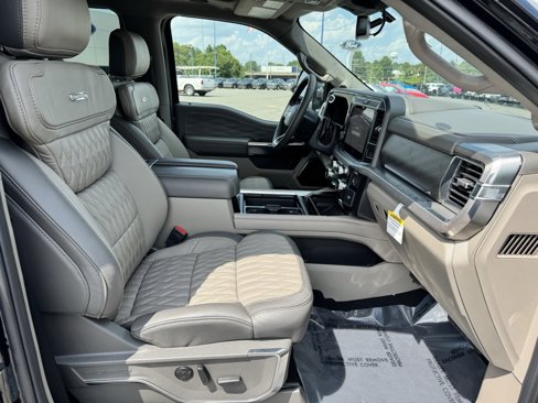 New 2025 Ford F250 Platinum w/ Platinum Plus Package image 27